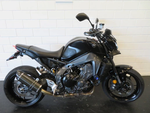 Yamaha MT 09 - Afbeelding 1 van 13