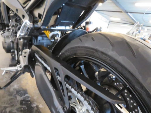 Yamaha MT 09 - Afbeelding 12 van 13