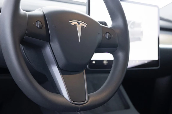 Tesla Model Y - Afbeelding 11 van 27