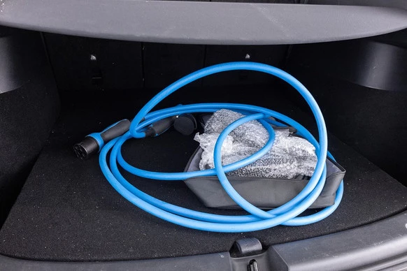 Tesla Model Y - Afbeelding 19 van 28