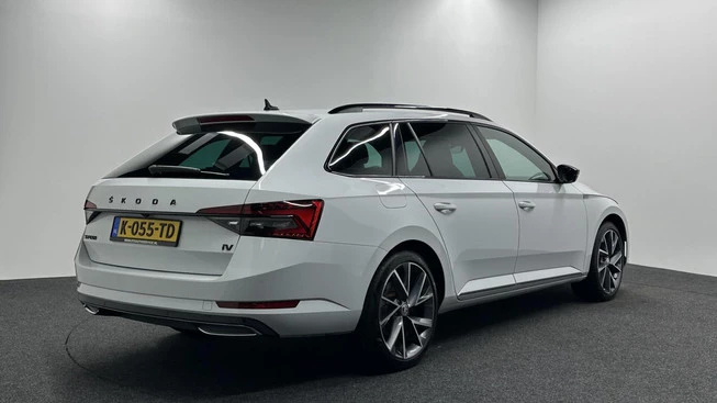 Škoda Superb - Afbeelding 2 van 30