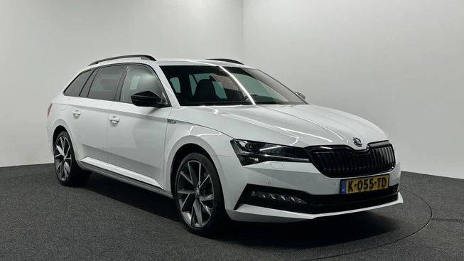 Škoda Superb - Afbeelding 11 van 30