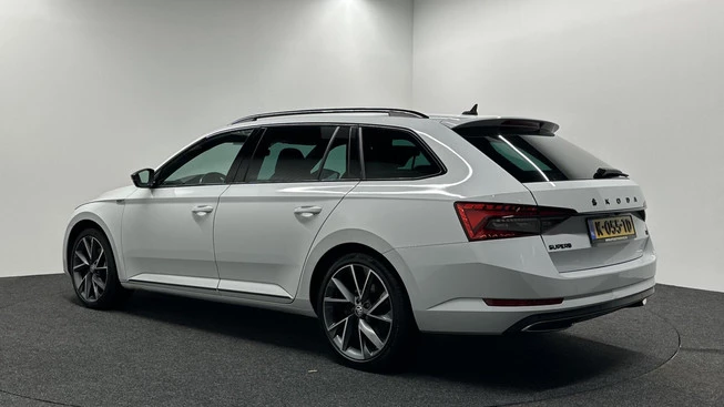 Škoda Superb - Afbeelding 12 van 30