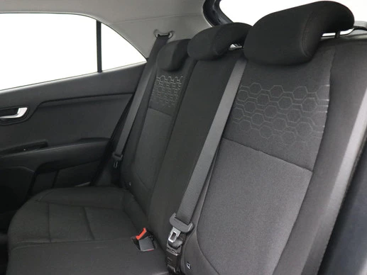 Kia Rio - Afbeelding 25 van 30