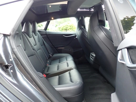 Tesla Model S - Afbeelding 19 van 28
