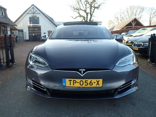 Tesla Model S - Afbeelding 2 van 30