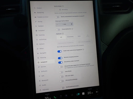 Tesla Model S - Afbeelding 27 van 30