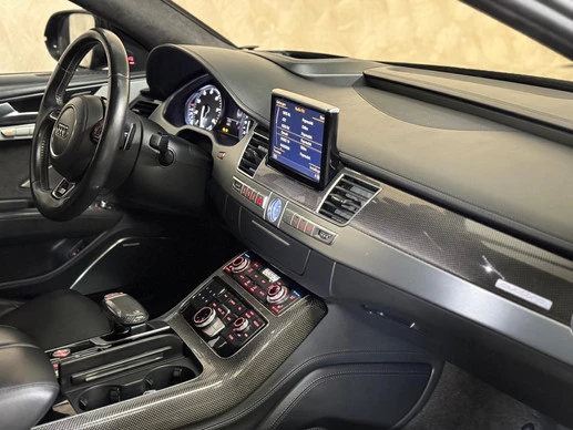 Audi S8 - Afbeelding 12 van 30