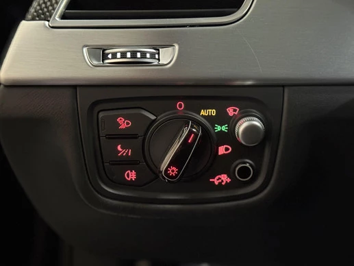 Audi S8 - Afbeelding 28 van 30