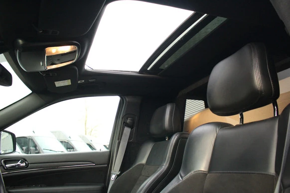 Jeep Grand Cherokee - Afbeelding 20 van 30