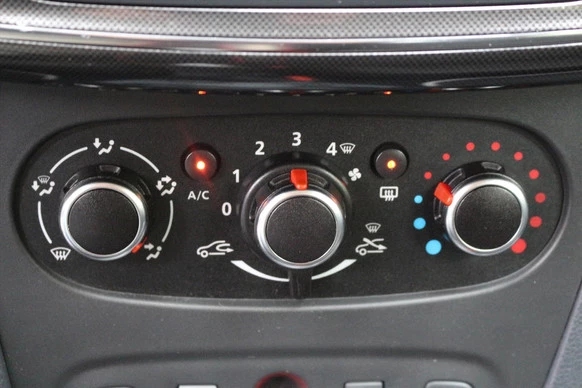 Dacia Sandero - Afbeelding 18 van 20