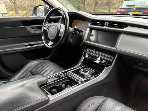 Jaguar XF - Afbeelding 11 van 15