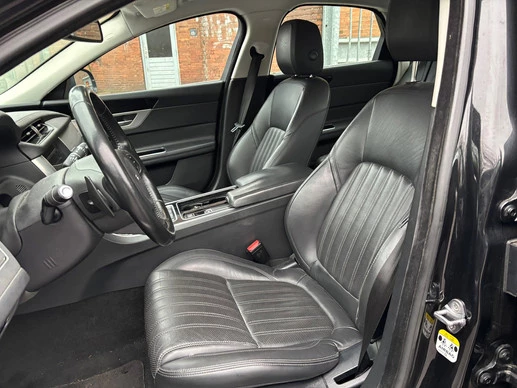 Jaguar XF - Afbeelding 15 van 15