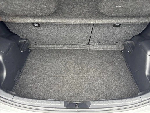 Toyota Yaris - Afbeelding 27 van 30