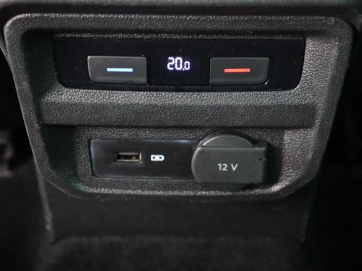 Volkswagen Tiguan - Afbeelding 28 van 30
