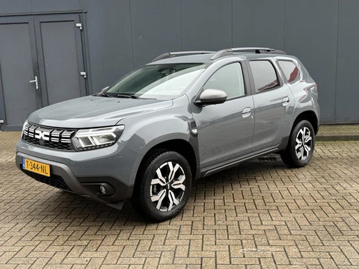 Dacia Duster - Afbeelding 1 van 30