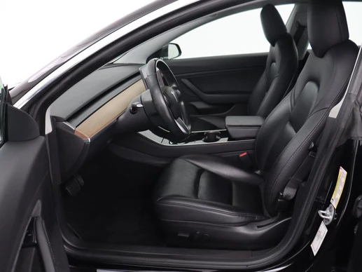 Tesla Model 3 - Afbeelding 4 van 30