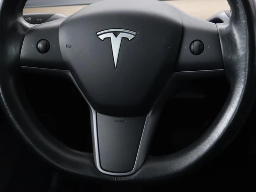 Tesla Model 3 - Afbeelding 10 van 30