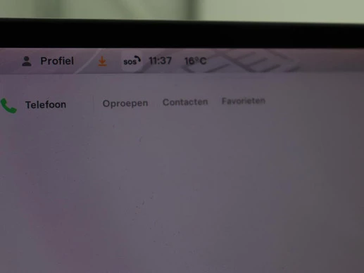 Tesla Model 3 - Afbeelding 24 van 30