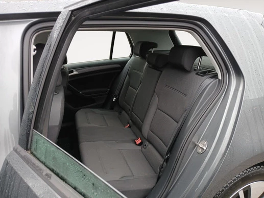 Volkswagen e-Golf - Afbeelding 13 van 24