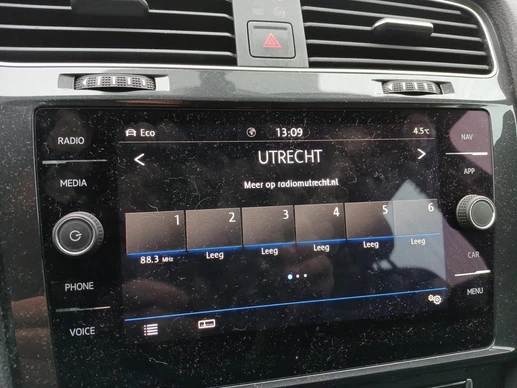 Volkswagen e-Golf - Afbeelding 22 van 24