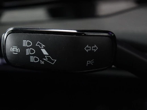 Volkswagen Golf - Afbeelding 16 van 30