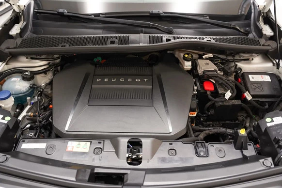 Peugeot 2008 - Afbeelding 28 van 30