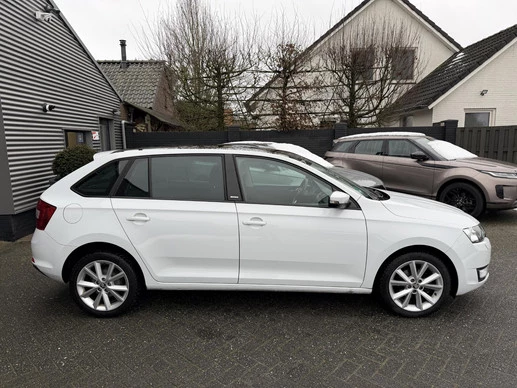 Škoda Rapid - Afbeelding 4 van 26