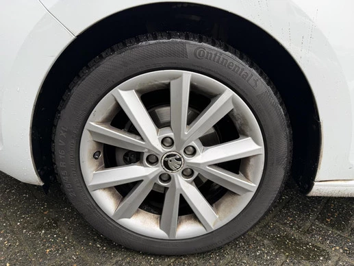 Škoda Rapid - Afbeelding 9 van 26