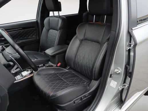 Mitsubishi Outlander - Afbeelding 25 van 30