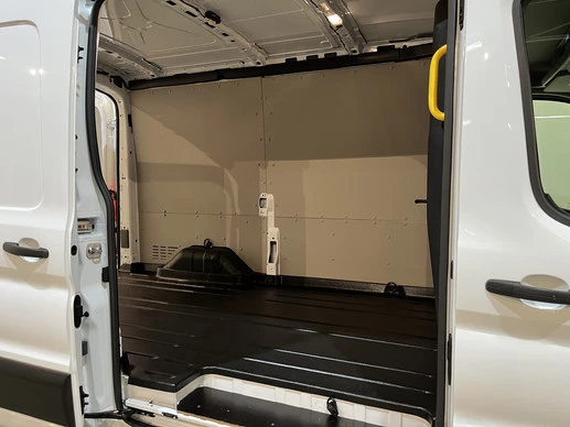 Ford E-Transit - Afbeelding 24 van 27