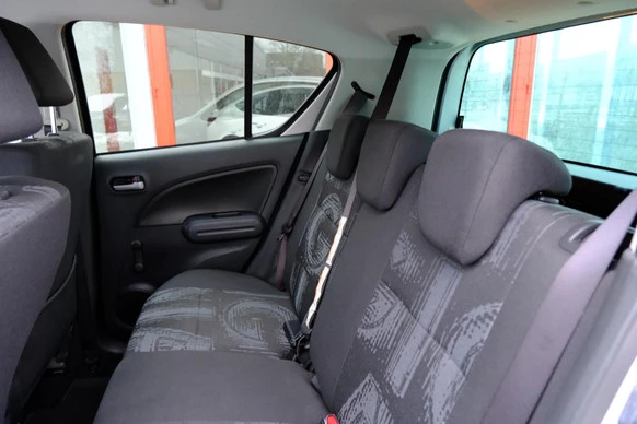 Opel Agila - Afbeelding 19 van 27