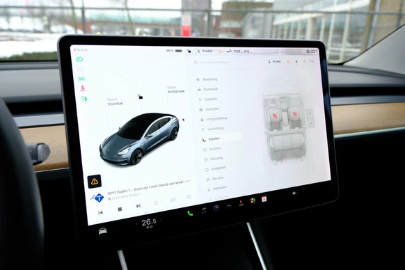 Tesla Model 3 - Afbeelding 16 van 30