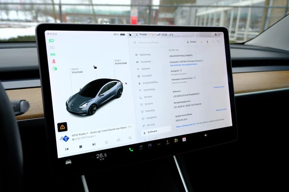 Tesla Model 3 - Afbeelding 19 van 30