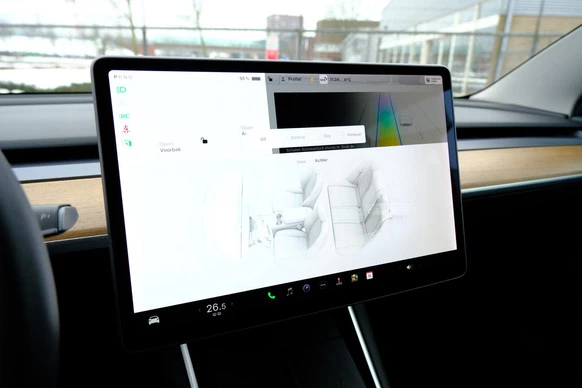 Tesla Model 3 - Afbeelding 24 van 30