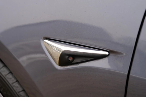 Tesla Model 3 - Afbeelding 28 van 30