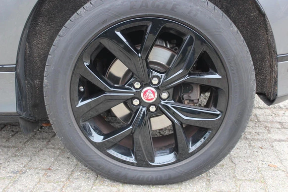 Jaguar I-PACE - Afbeelding 12 van 28