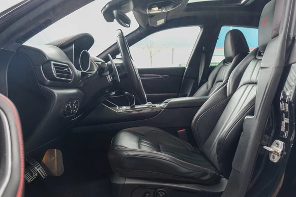 Maserati Levante - Afbeelding 10 van 30