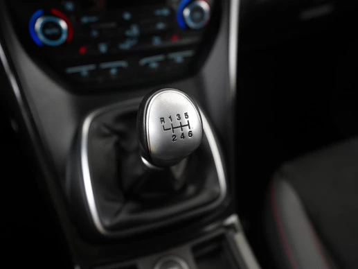 Ford Kuga - Afbeelding 13 van 30