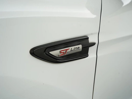 Ford Kuga - Afbeelding 22 van 30