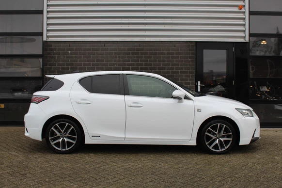 Lexus CT - Afbeelding 27 van 30