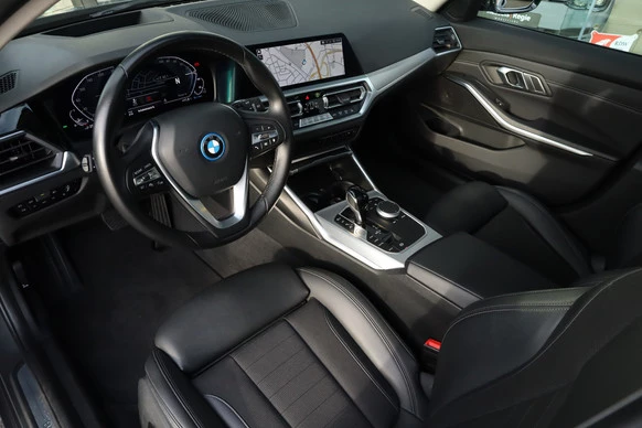 BMW 3 Serie - Afbeelding 7 van 30