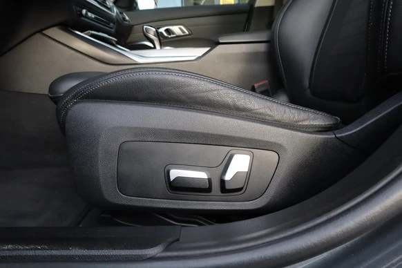 BMW 3 Serie - Afbeelding 21 van 30