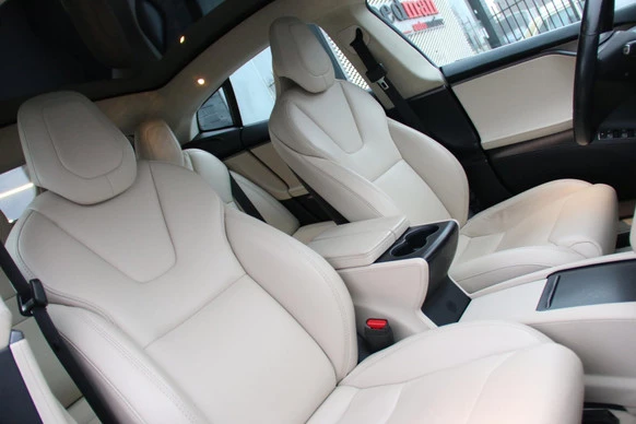 Tesla Model S - Afbeelding 13 van 20