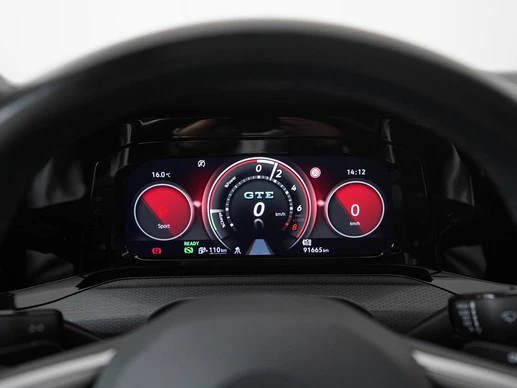 Volkswagen Golf - Afbeelding 8 van 30