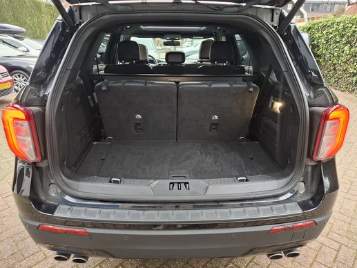 Ford Explorer - Afbeelding 17 van 19