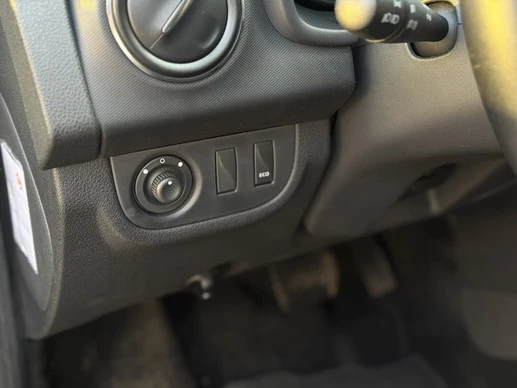 Dacia Logan - Afbeelding 8 van 30