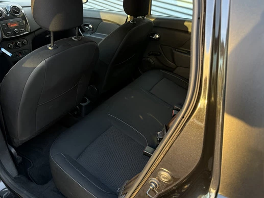 Dacia Logan - Afbeelding 20 van 30