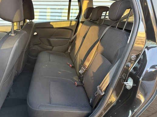 Dacia Logan - Afbeelding 21 van 30