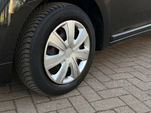 Dacia Logan - Afbeelding 25 van 30